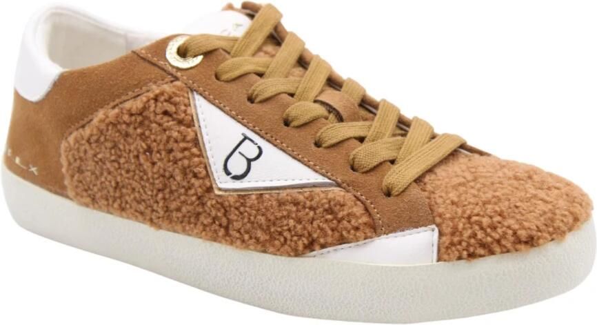 Tosca Blu Mode Sneaker met Duitzendblad Design