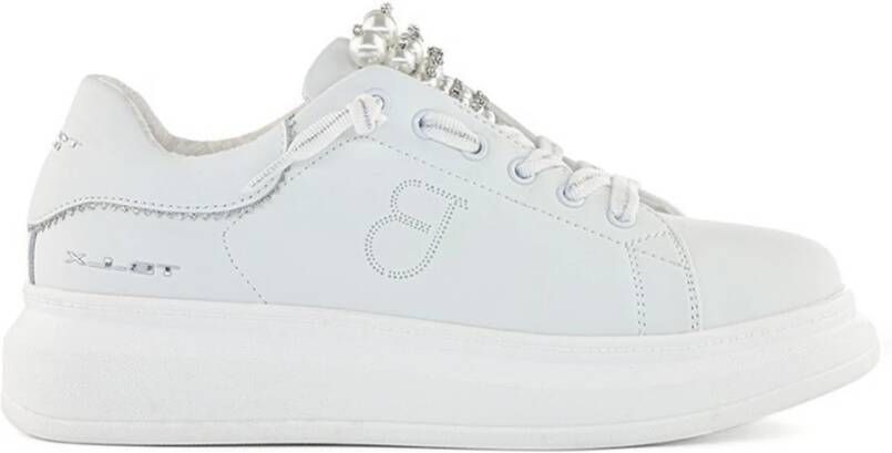 Tosca Blu Witte leren sneakers met parelverrijkte tong