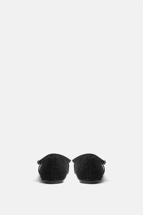 Twentyfour Zwarte platte schoenen voor vrouwen