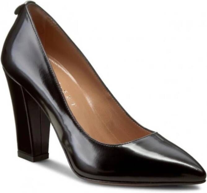 Twinset Puntige Pumps van Zwart Leer