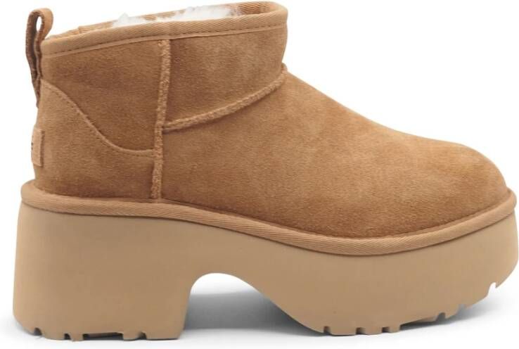 UGG Beige Suède Enkellaarsjes