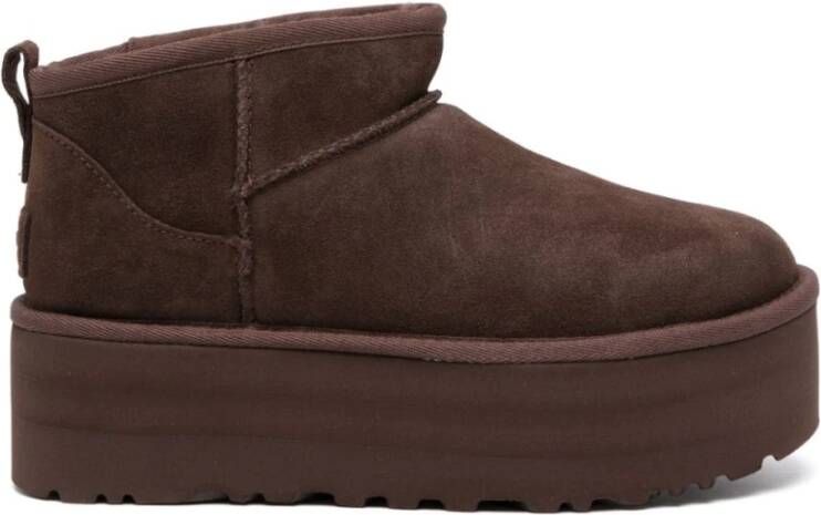 UGG Vachtlaarzen Dames W Classic Ultra Mini Platform Maat: 43 Materiaal: Suède Kleur: Bruin