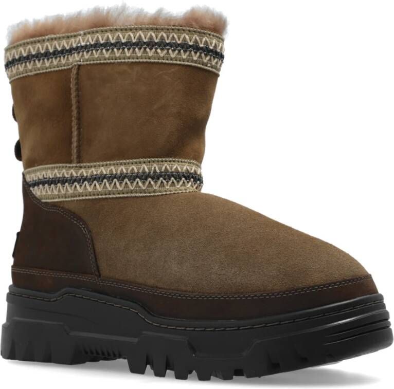 Ugg Klassieke korte weerhybride laarzen Brown Dames