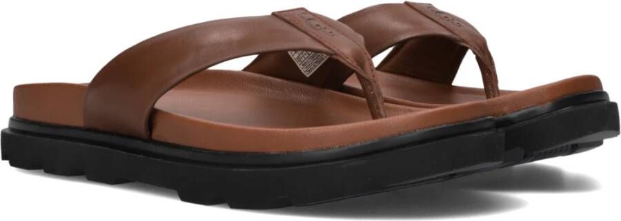 UGG Slippers Heren Capitola Flip Maat: 45 Materiaal: Leer Kleur: Cognac