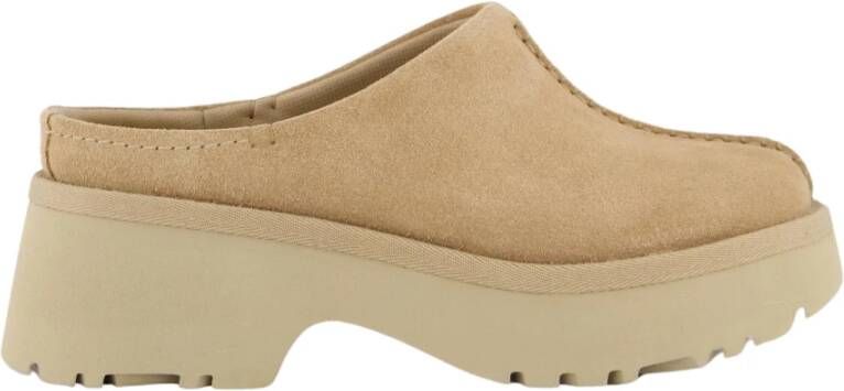 Ugg Beige Suède Sandalen met Verhoogde Naad Beige Dames