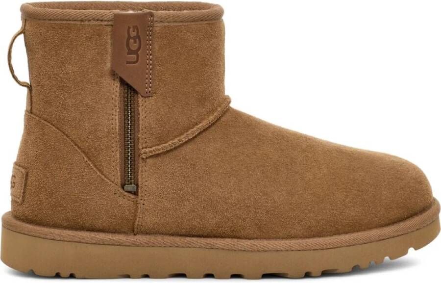 UGG Vachtlaarzen Dames Classic Mini Bailey Zip Maat: 43 Materiaal: Suède Kleur: Camel