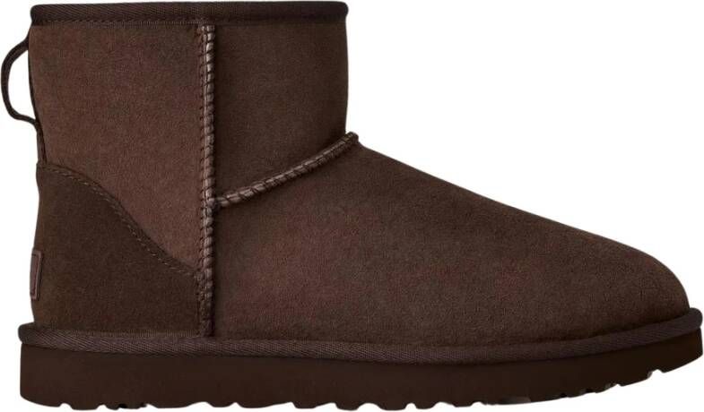 UGG Vachtlaarzen Dames W Classic Mini Ii Maat: 36 Materiaal: Suède Kleur: Bruin