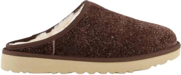 UGG Klassieke Slip-On Burnt Cedar Schoenen