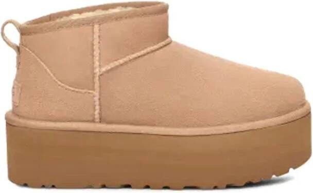 UGG Klassieke Ultieme Plateau Sandalen