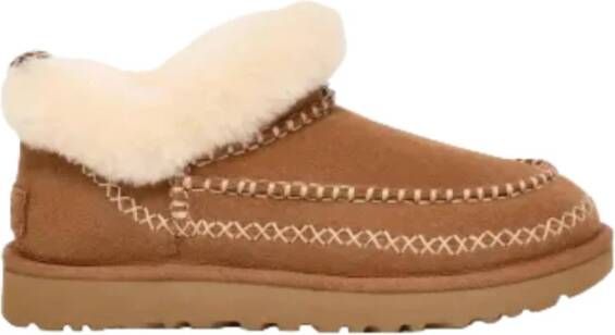 UGG Vachtlaarzen Dames Classic Ultra Mini Alpine Maat: 37 Materiaal: Suède Kleur: Bruin