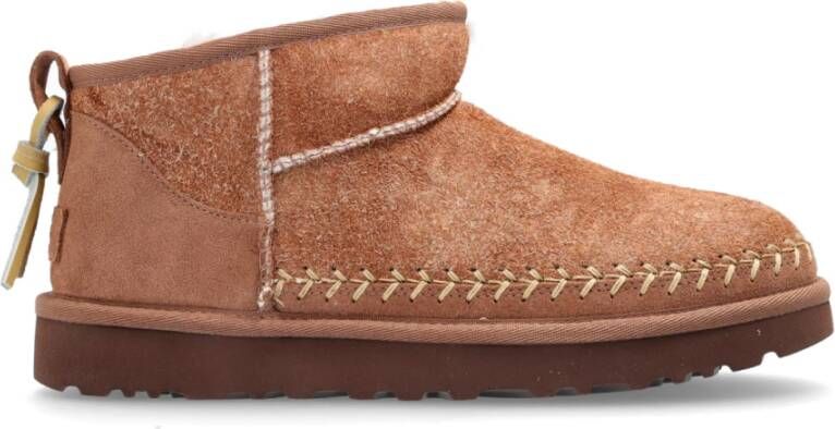 UGG Vachtlaarzen Dames W Classic Ultra Mini Biarritz Maat: 42 Materiaal: Suède Kleur: Bruin