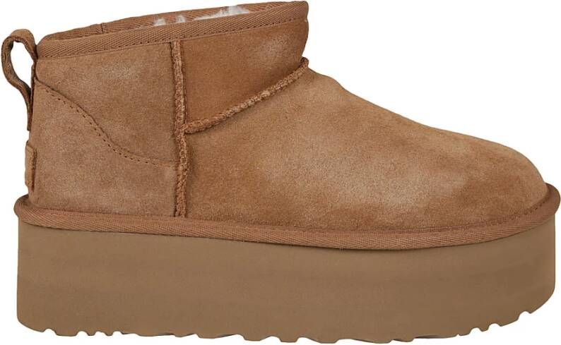 UGG Vachtlaarzen Dames W Classic Ultra Mini Platform Maat: 40 Materiaal: Suède Kleur: Cognac