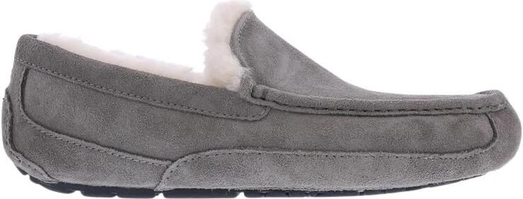 UGG Ascot Slipper