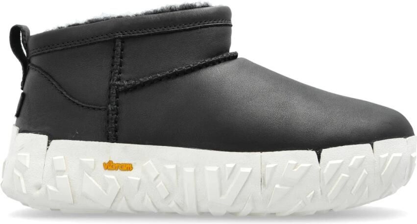 UGG CL Ultra Mini Wrap Tech