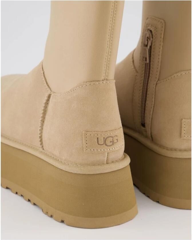 Ugg Classic Dipper-laars voor dames in Beige - Foto 3