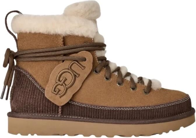 UGG Classic Heritage Lace-Up