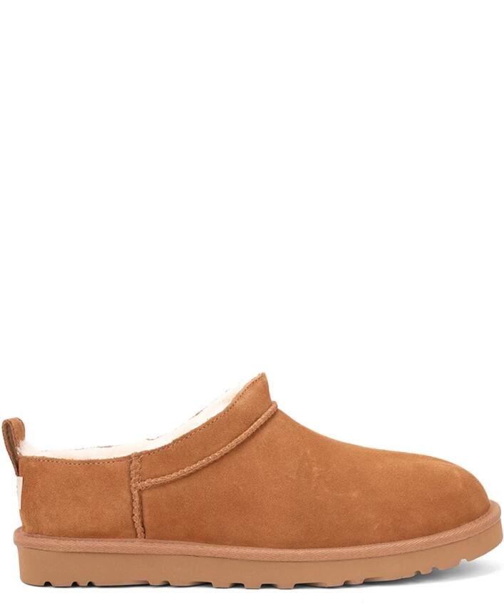 UGG Vachtlaarzen Heren M Classic Maat: 42 Materiaal: Suède Kleur: Camel