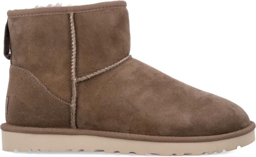 UGG Classic Mini Boot