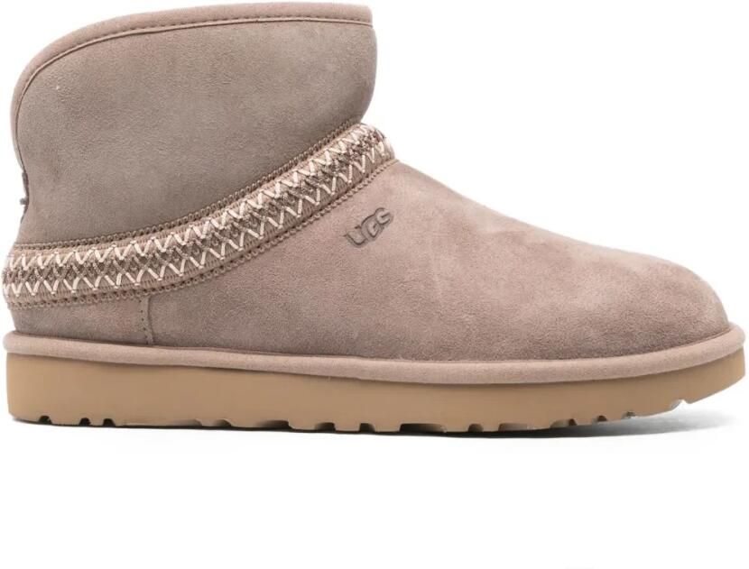 UGG Classic Mini Crescent