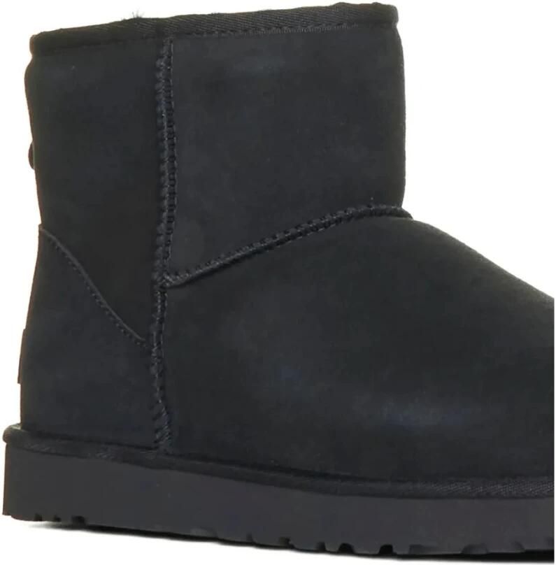 UGG Classic Mini II Boot - Foto 2