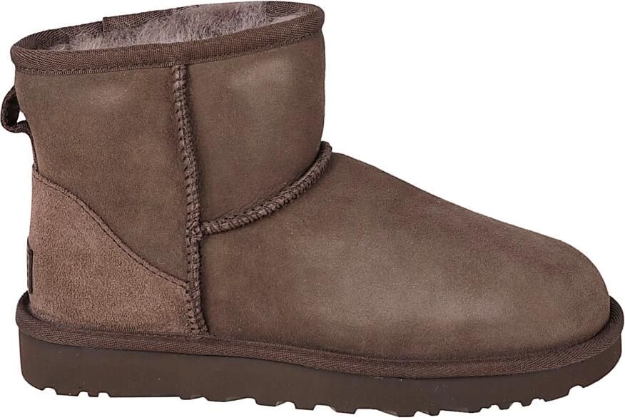 UGG Classic Mini II