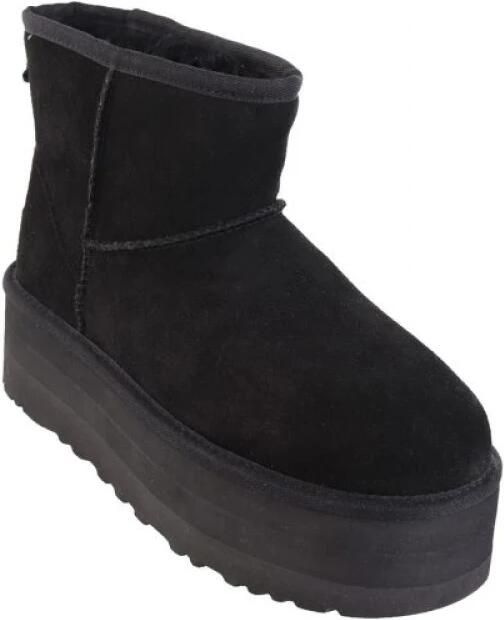 UGG Vachtlaarzen Dames W Classic Ultra Mini Platform Maat: 42 Materiaal: Suède Kleur: Zwart - Foto 10