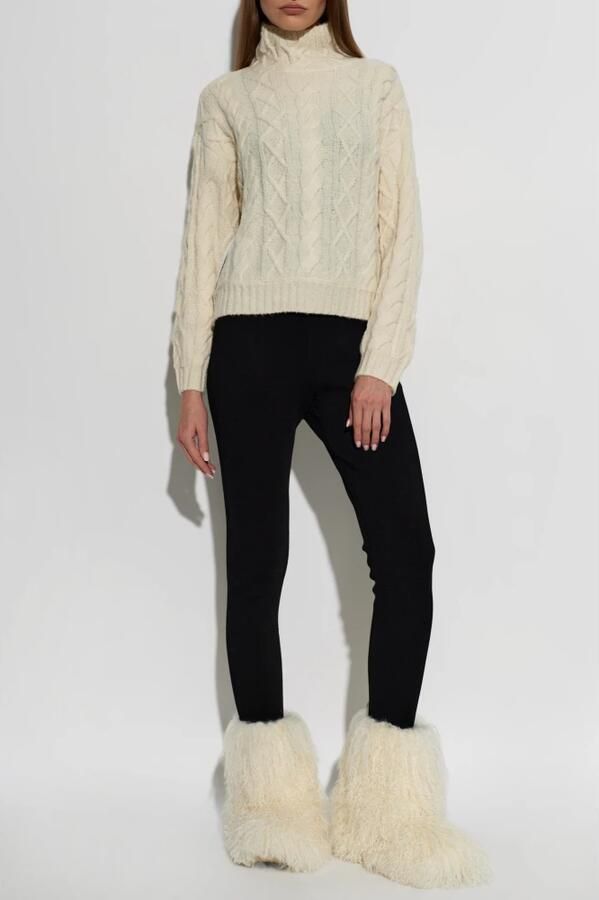 UGG Classic Short Fluff Momma - Foto 5