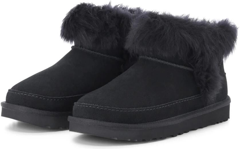 Ugg Classic Ultra Mini Chalet-laars in Black