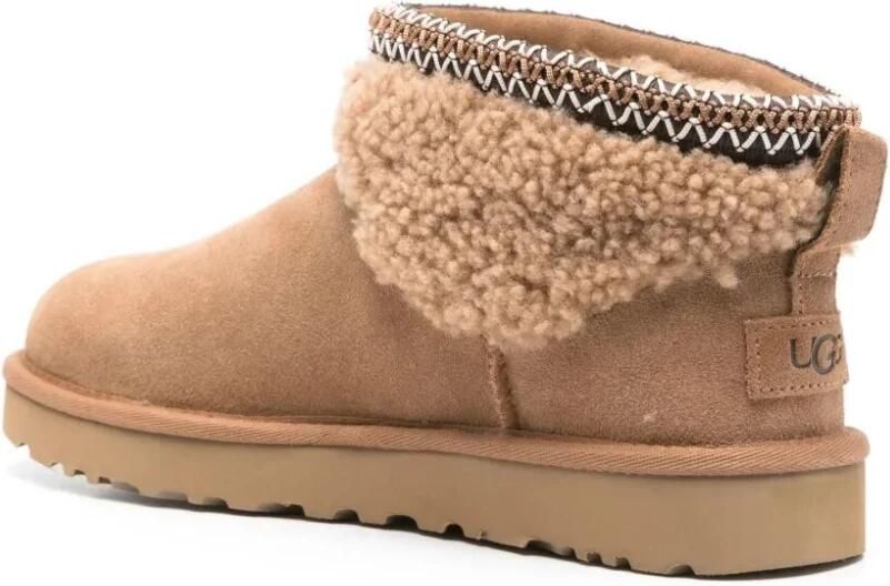UGG Classic Ultra Mini Maxi Curly - Foto 3