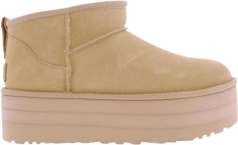 UGG Vachtlaarzen Dames W Classic Ultra Mini Platform Suède Beige