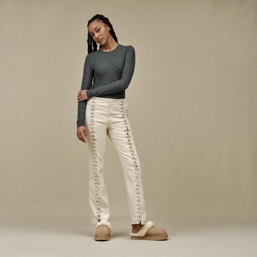 UGG Pantoffels Dames W Disquette Maat: 43 Materiaal: Suède Kleur: Beige - Foto 2