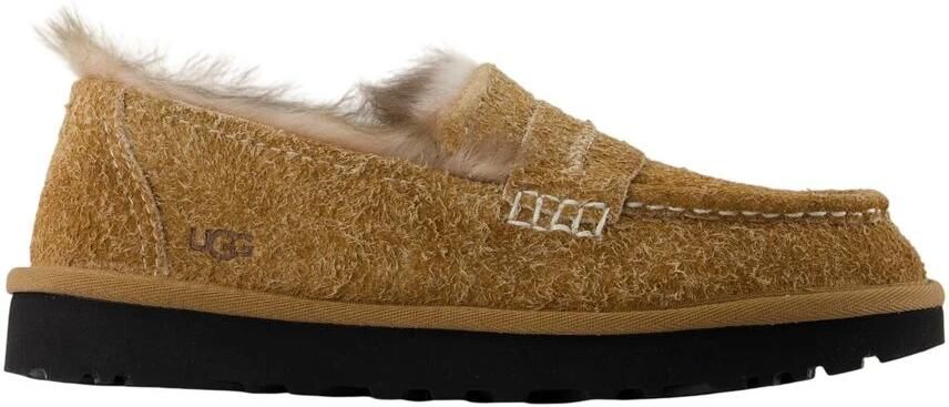 Ugg Ellis Loafer in Brown