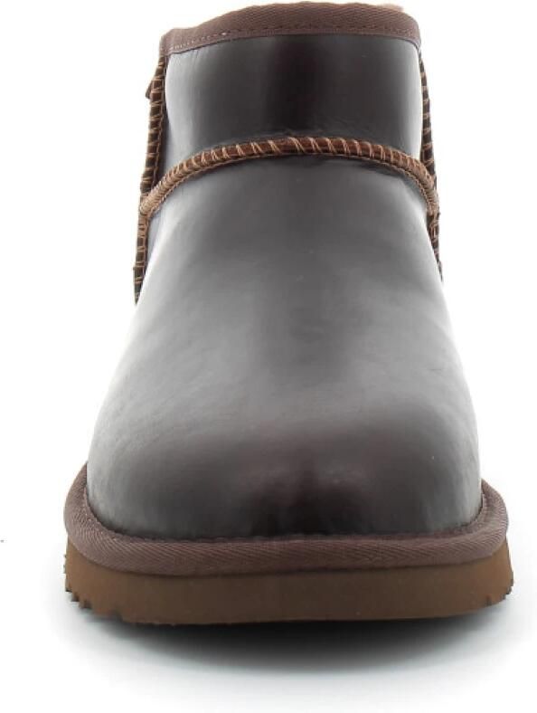 UGG Vachtlaarzen Heren Classic Ultr Mini Lthr Maat: 45 Materiaal: Leer Kleur: Bruin