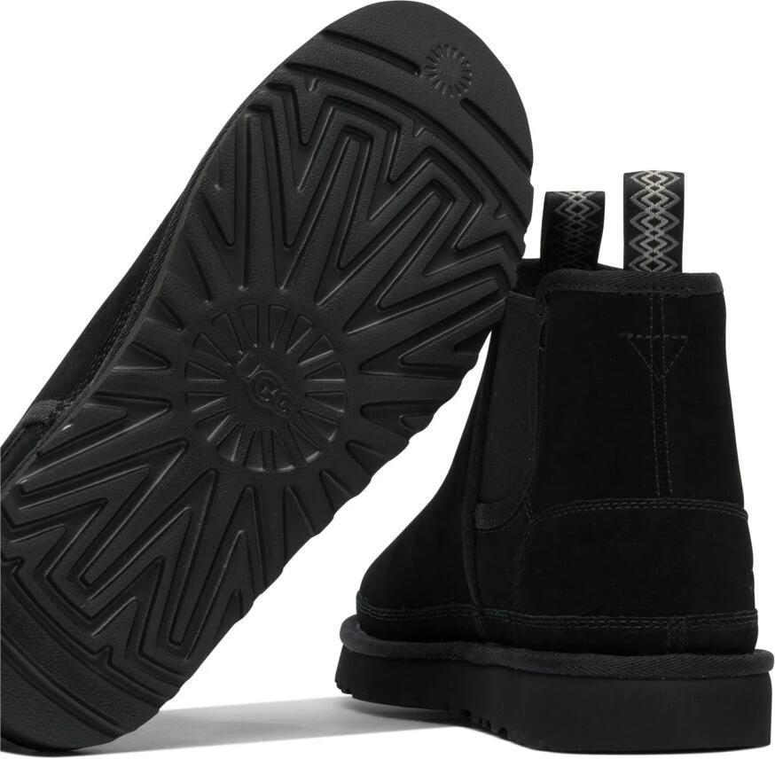 UGG Chelsea-boots Neumel Chelsea chukka instapboot winterboot met stretch inzetstukken