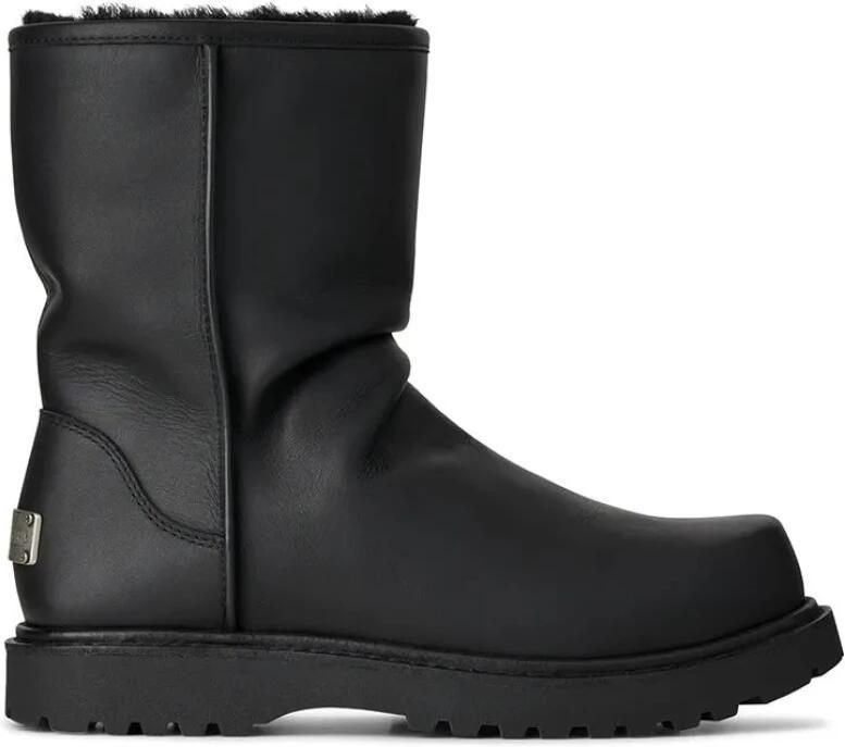 UGG Relaxed Boot