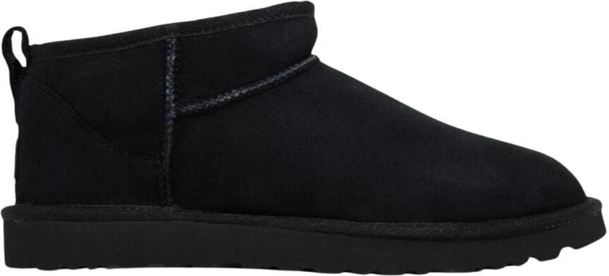 UGG Sneakers