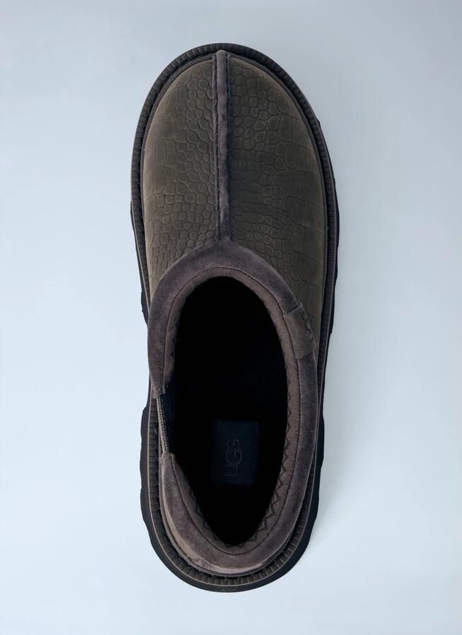 Ugg Tasman Lug Embossed in Dense Smoke - Foto 3