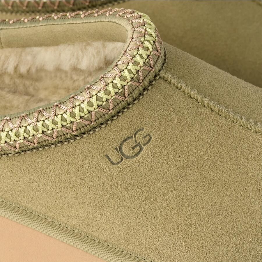 UGG Tazz II Slipper Muted Brass (Women's) - Foto 3