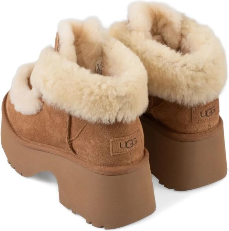 Ugg Classic Esmee Lace Up-laars in Brown