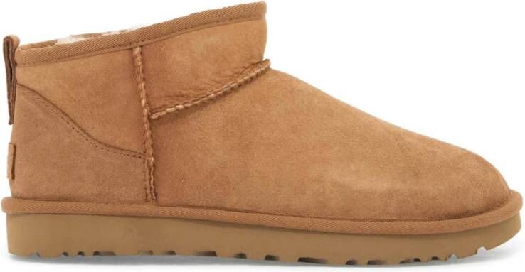 UGG Vlekbestendige Enkellaarzen met Schapenvacht
