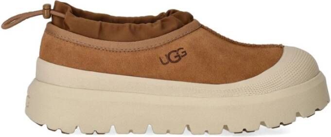 UGG Instappers M Tas Weather Hybrid Maat: 42 Materiaal: Suède Kleur: Cognac