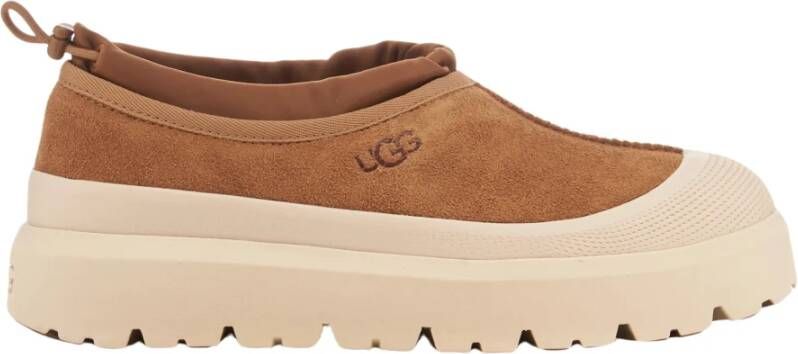 UGG Instappers M Tas Weather Hybrid Maat: 44 Materiaal: Suède Kleur: Cognac
