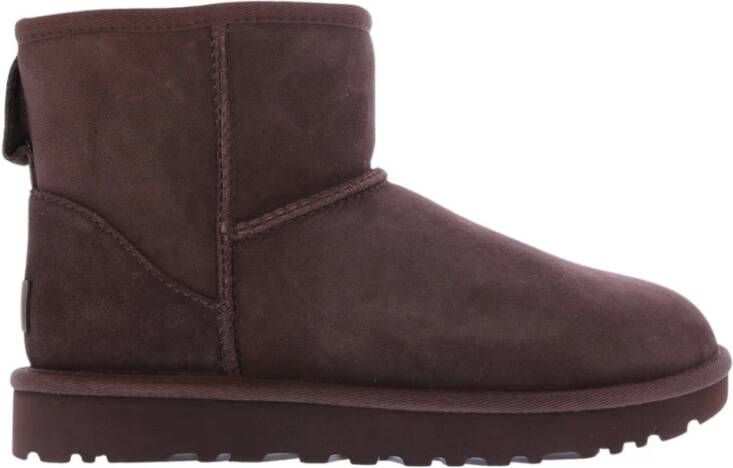 UGG Vachtlaarzen Dames Classic Mini Ii Maat: 42 Materiaal: Suède Kleur: Bruin