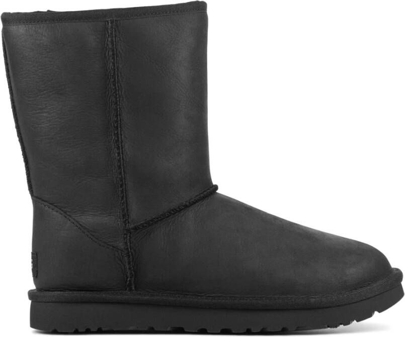 Ugg Classic Short Leather laarzen voor Dames in Black