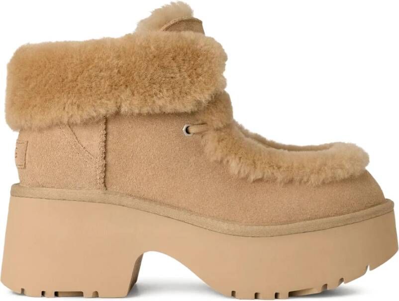Ugg Classic Esmee Lace Up-laars in Brown - Foto 4