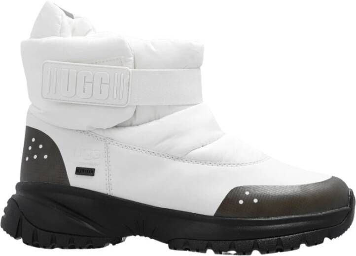 UGG Enkelboots Dames W Yose Puff Maat: 42 Materiaal: Canvas Kleur: Wit