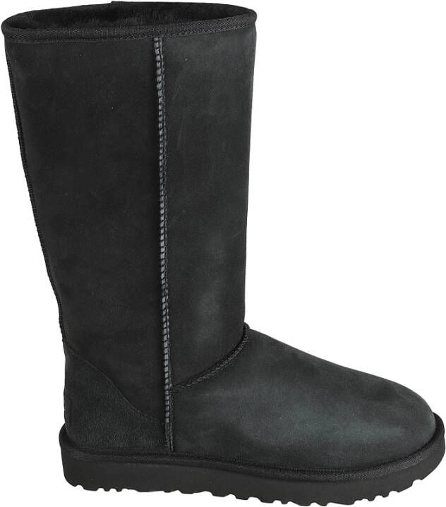 UGG Vachtlaarzen Dames Classic Tall Ii Maat: 41 Materiaal: Suède Kleur: Zwart