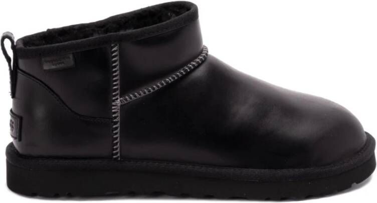 UGG Vachtlaarzen Heren M Classic Ultra Mini Leer Zwart