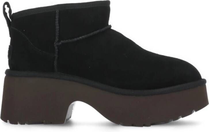 UGG Zwarte Suède Enkellaarzen