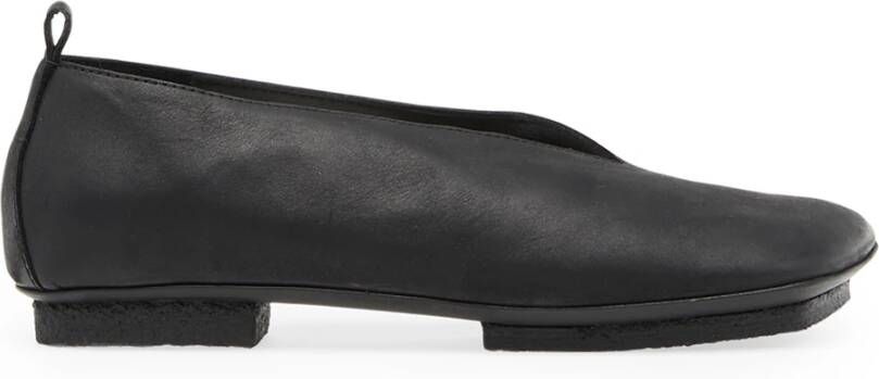 UMA Wang Platte Zwarte Schoenen 1cm Hak